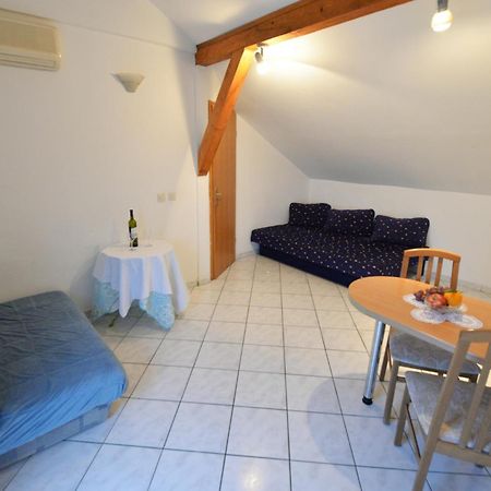 Apartman Mana, Murter Exterior foto