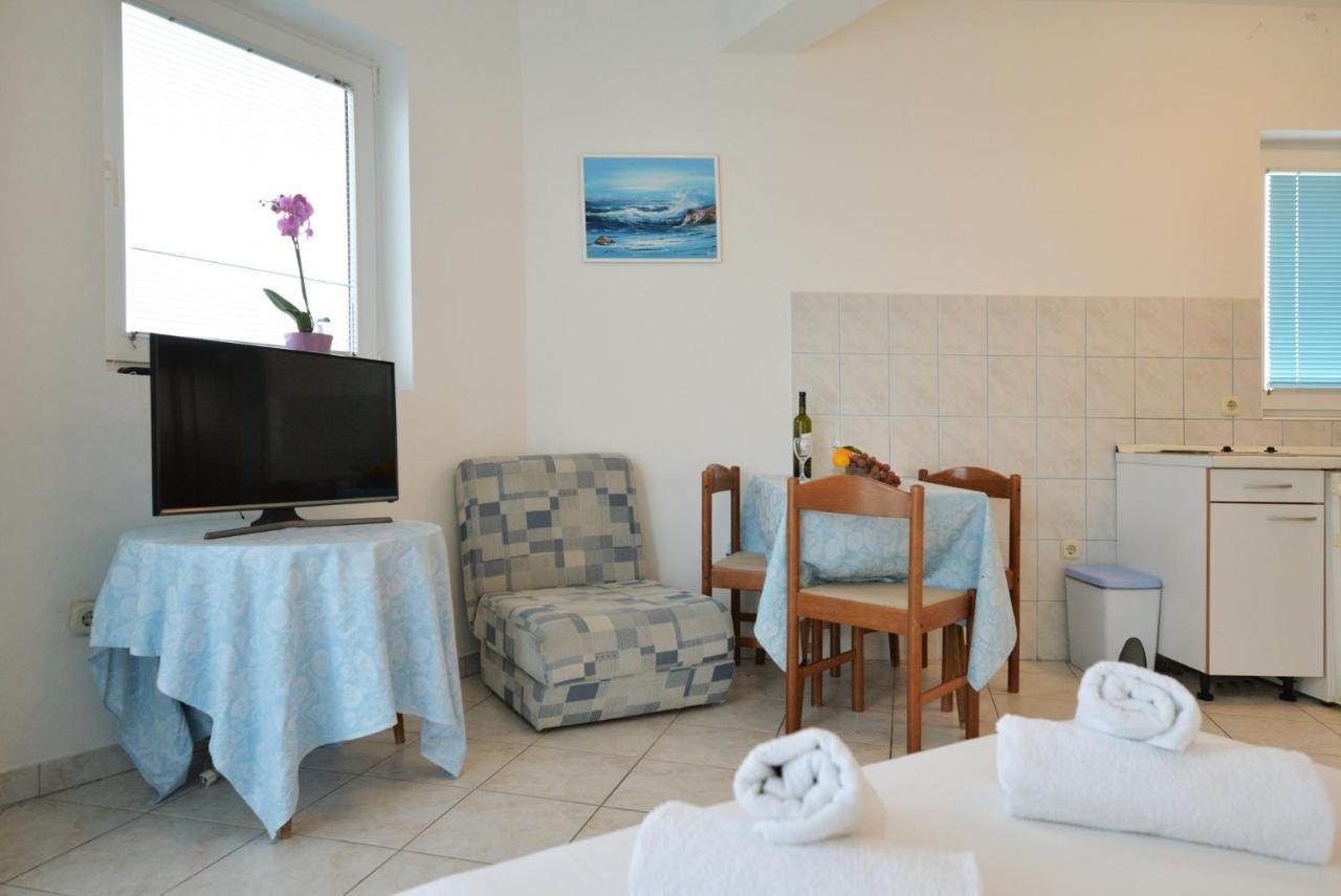 Apartman Mana, Murter Exterior foto